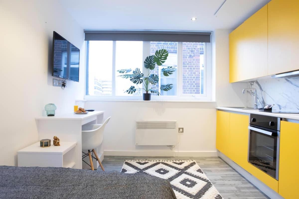 Bells Court Studios - Sheffield City Centre, Opulent Living Serviced Accommodation Zewnętrze zdjęcie